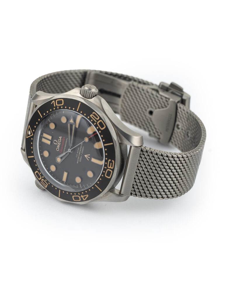 Omega Seamaster Diver 300 M James Bond No Time to Die 007 REF 210.92.42.20.01.001