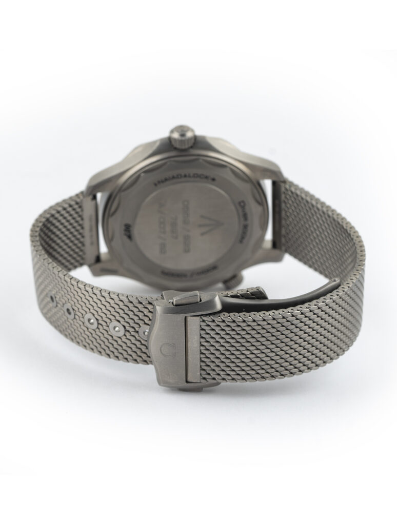 Omega Seamaster Diver 300 M James Bond No Time to Die 007 REF 210.92.42.20.01.001