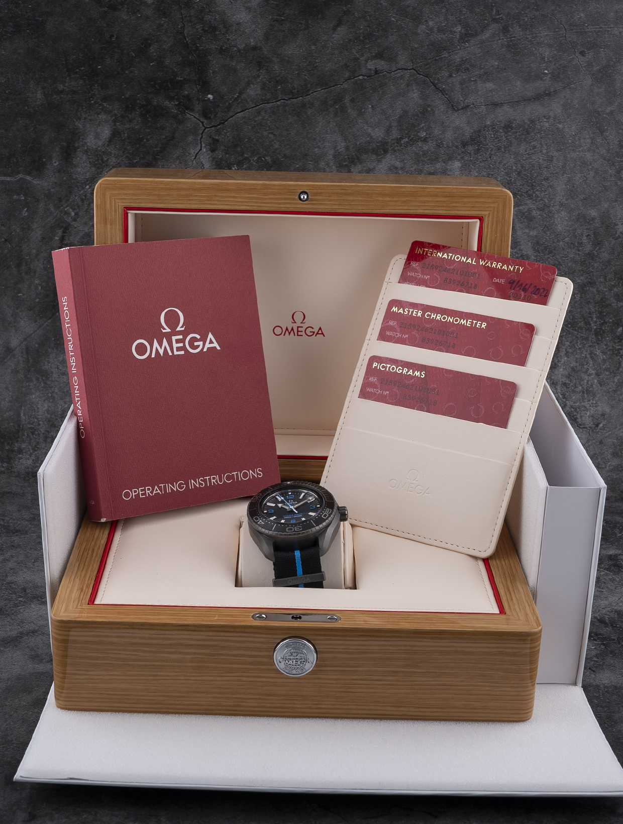 Omega Seamaster Planet Ocean Ultra Deep Titanium 45.5mm 215.92.46.21.01.001-11