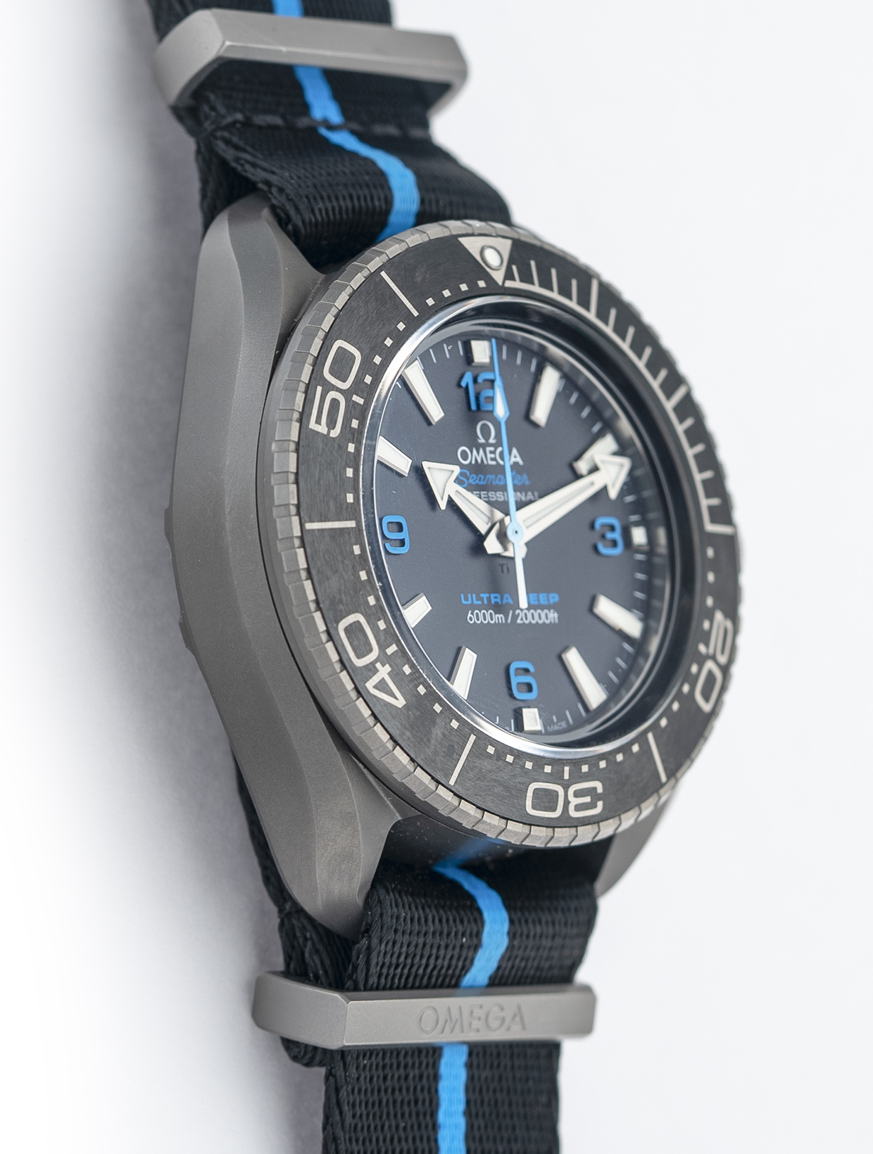 Omega Seamaster Planet Ocean Ultra Deep Titanium 45.5mm 215.92.46.21.01.001- 2