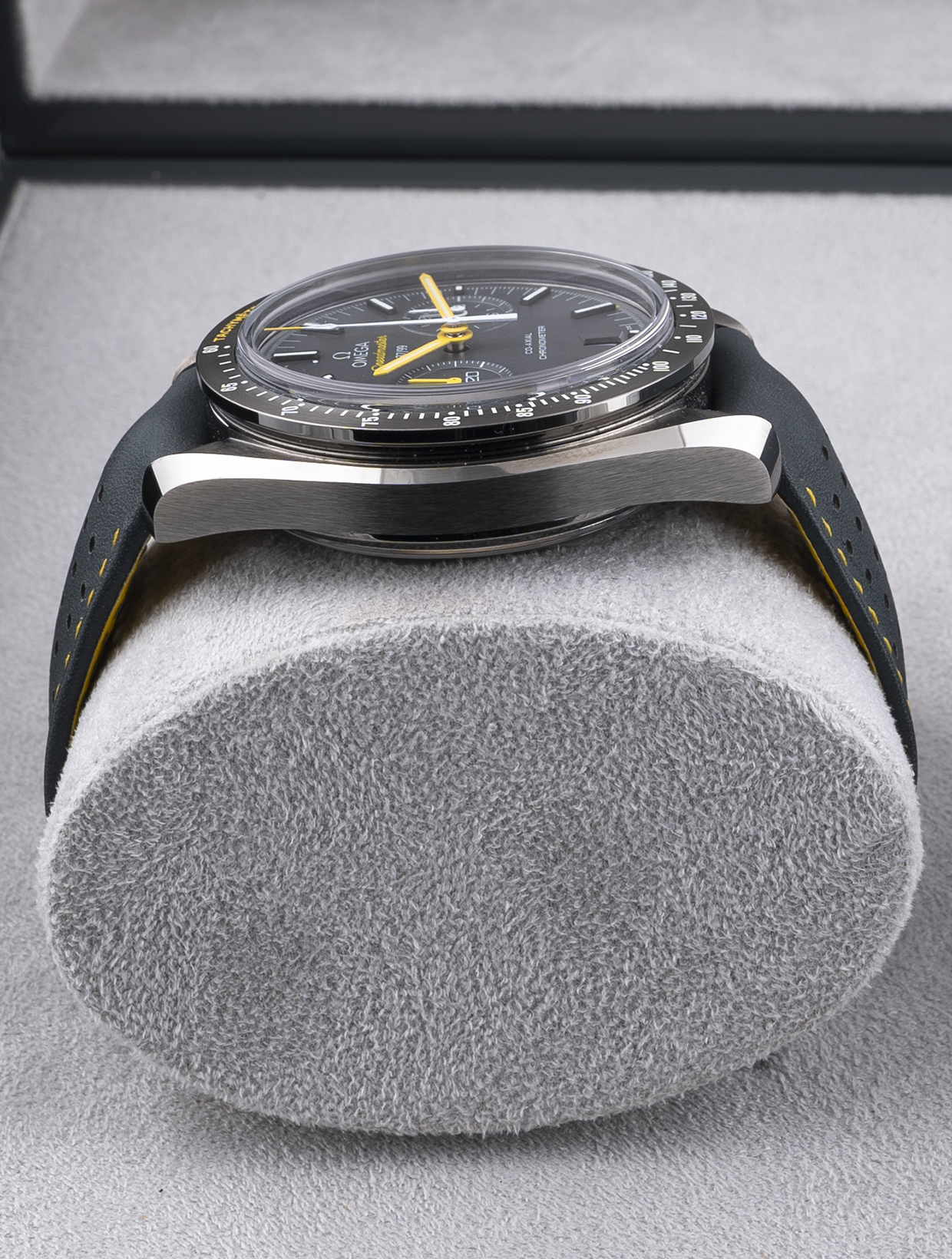 Omega Speedmaster Grey Side of the Moon Porsche Club of America PCA Members Only Special -Edition -13