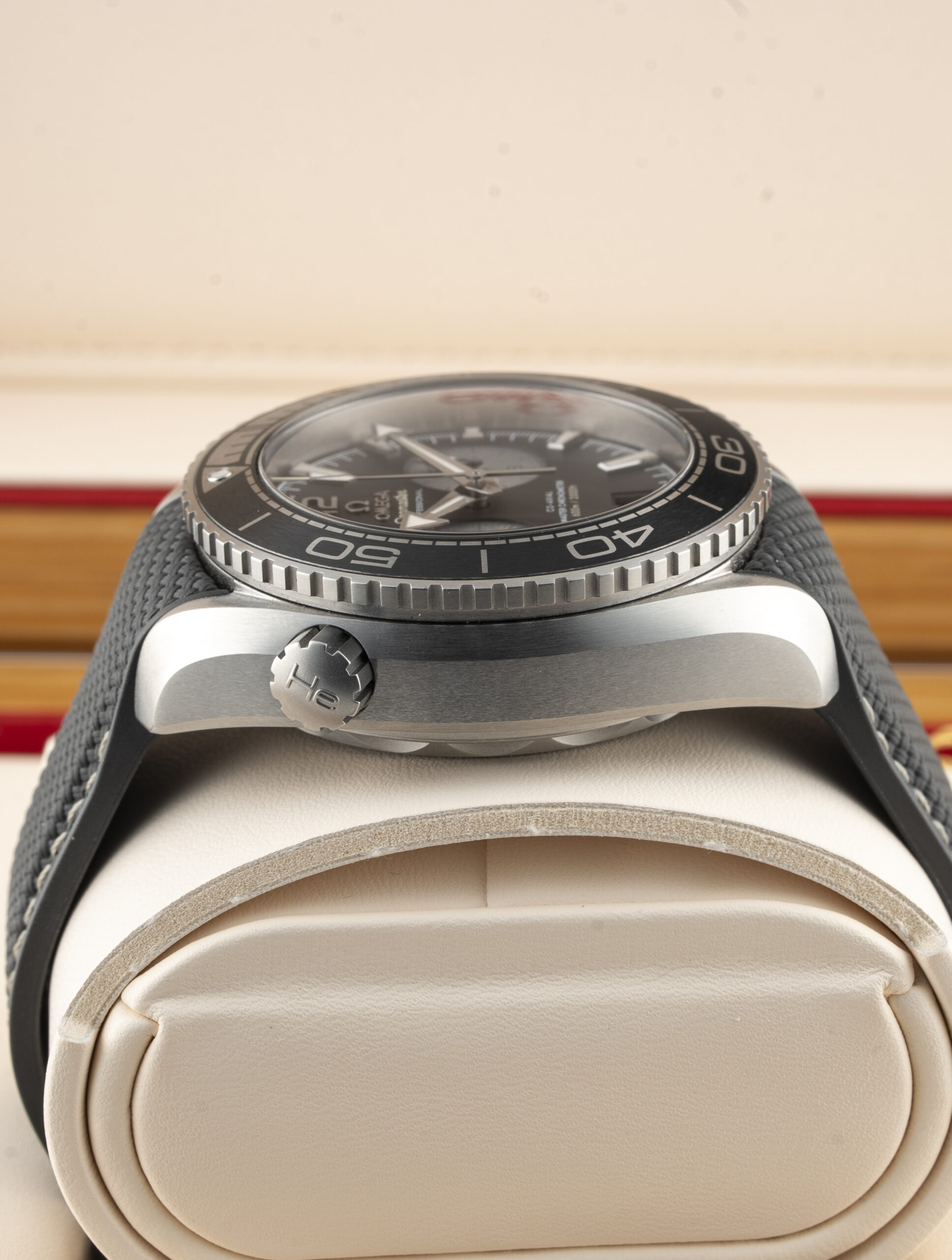 Omega Seamaster Planet Ocean Chronograph 600m grey 45.5 mm 215.32.46.51.01.004